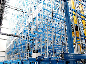 自動(dòng)化高架立體冷庫內(nèi)景圖